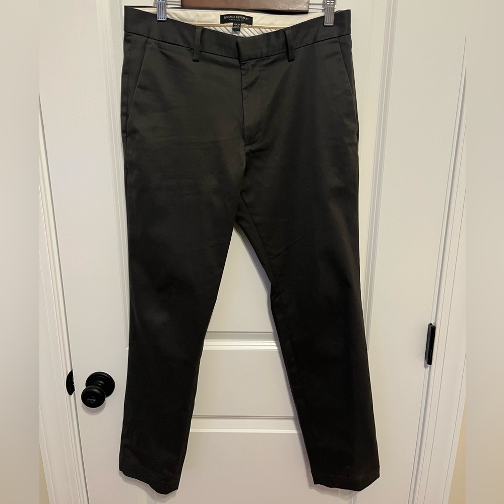COPY - Banana Republic Aiden Slim Fit Dark Grey Chino